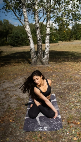 mata do jogi z mikrofibrą timber mellow ways